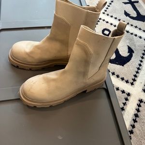 Womens Chelsea boots